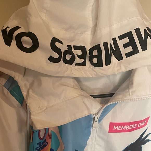 Members Only Windbreaker Jacket Space Jam Looney Tunes Size Medium Bugs Bunny - Picture 8 of 14